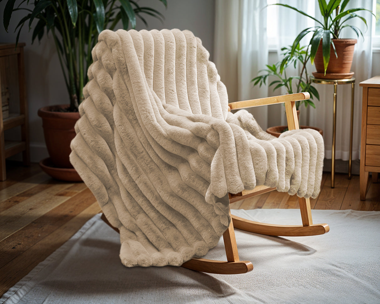 Primaviera™ Deluxe Rib Rabbit Fur Plaid Zand- Heerlijk warm op koude dagen!